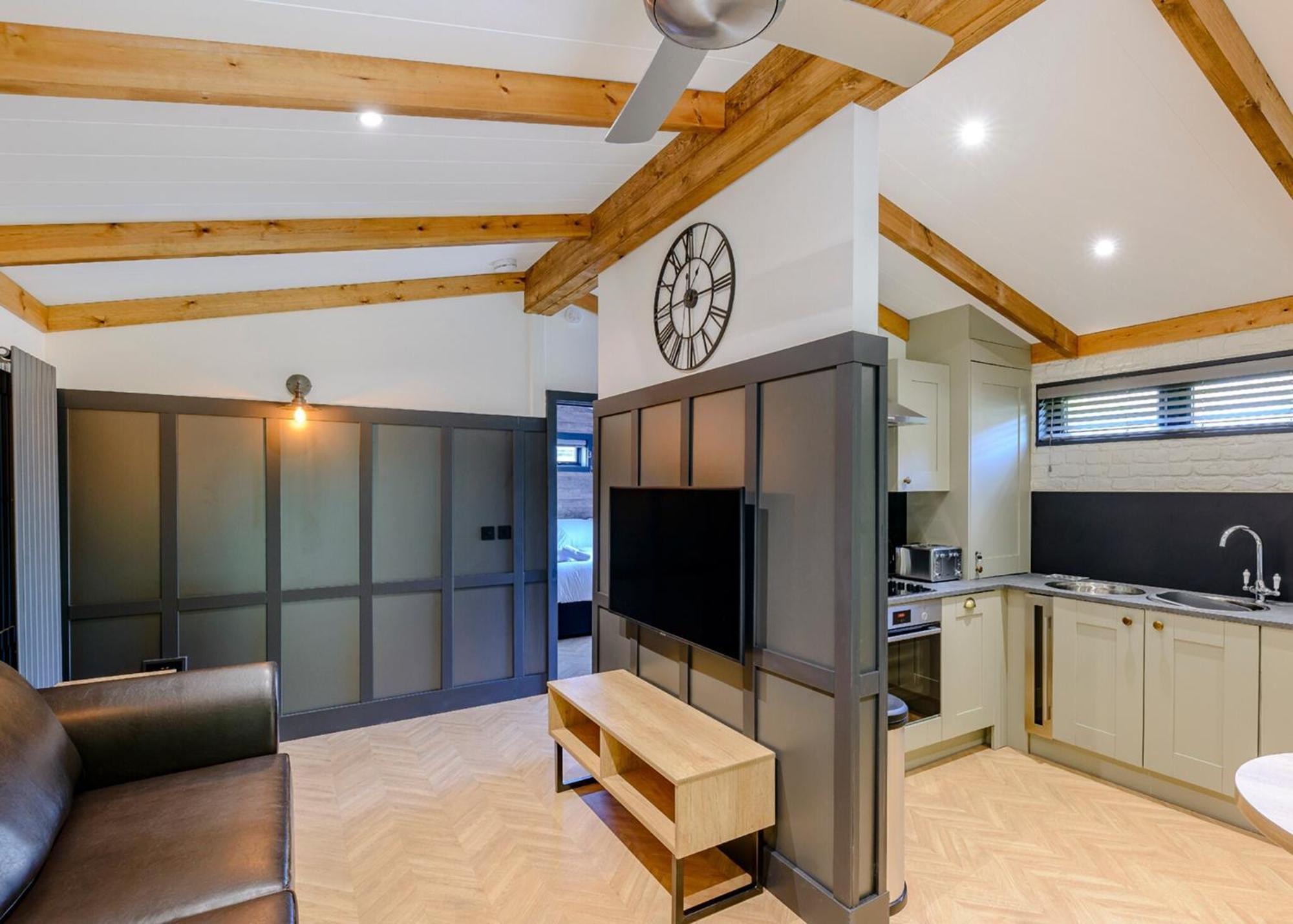 Rivendale Lodge Retreat Ашбърн Екстериор снимка